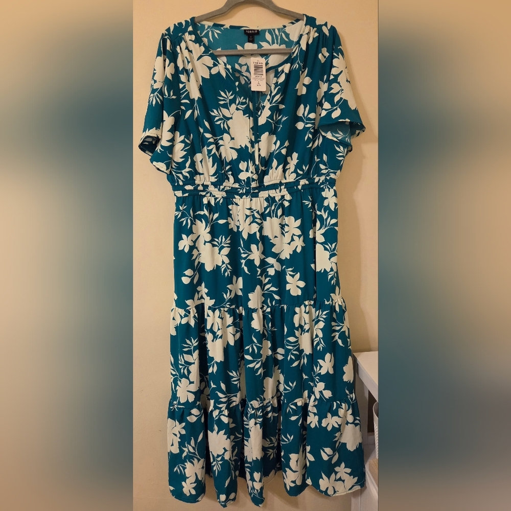 torrid Teal and White Floral Midi Dress